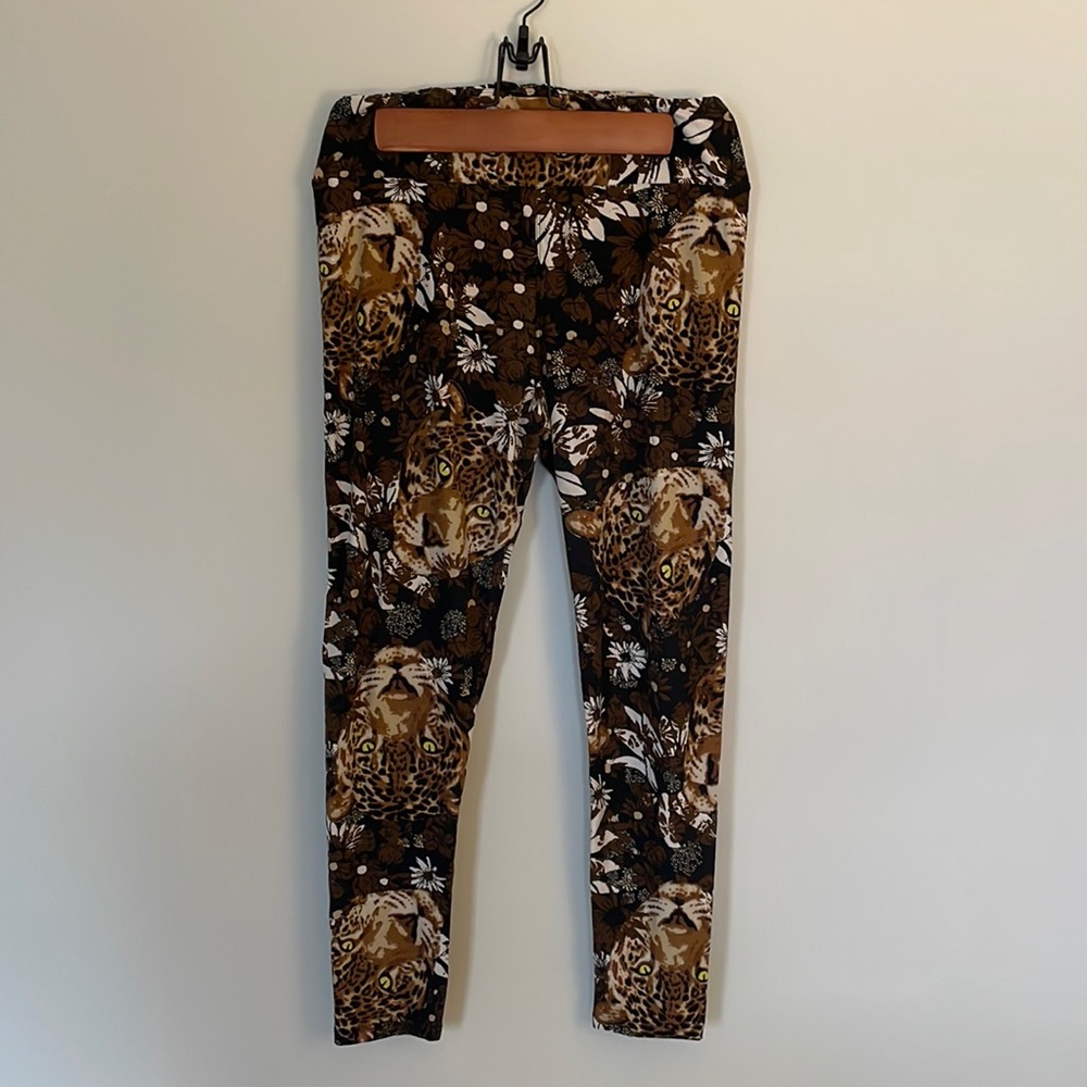 LuLaRoe Legging Size Tall and Curvy